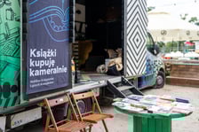 <p>Book Truck</p>